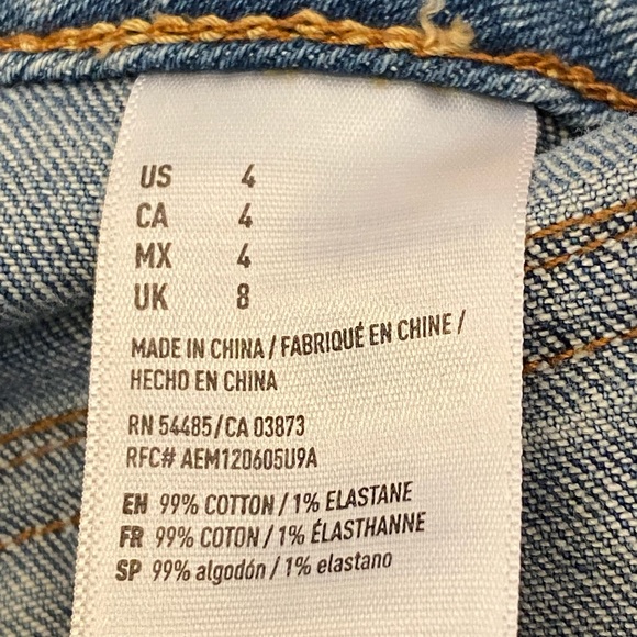 American Eagle Outfitters Short Stonewashed Jean Skirt w Buttons/Size 4/Stretch - Picture 5 of 8